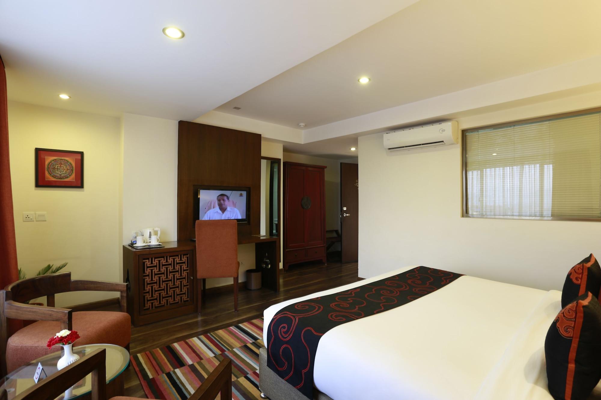 Hotel Shambala Катманду Екстер'єр фото